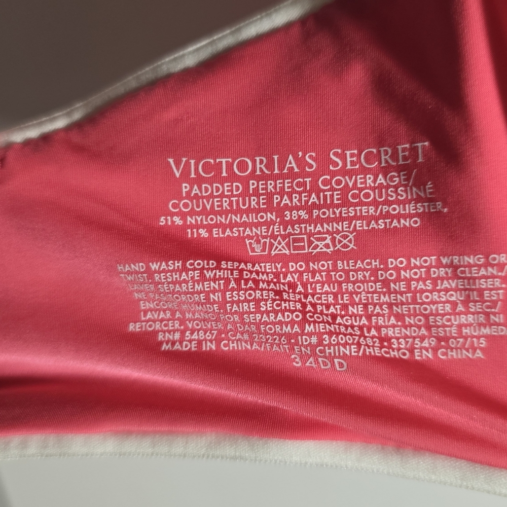 Victoria's Secret Pink Bra 34DD - Picture 6 of 6